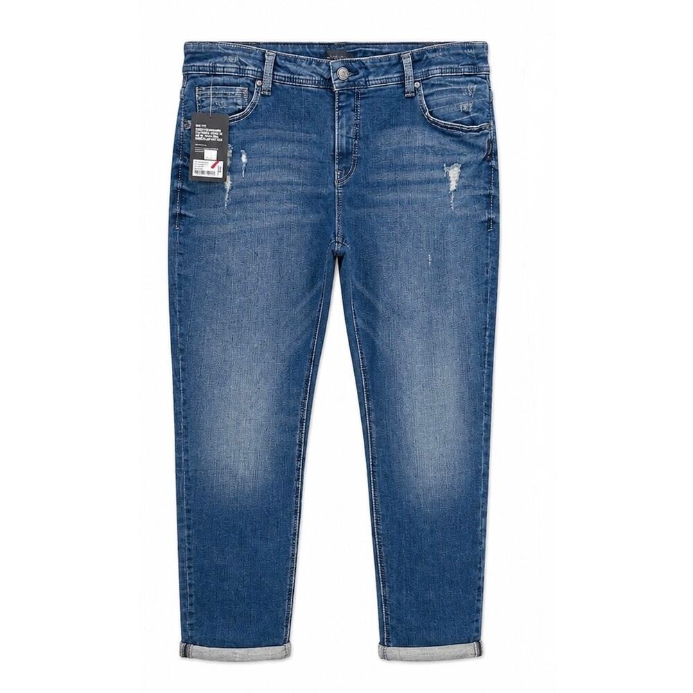 Silver Jeans Co. Girlfriend Jeans – Size 24/29 – NWT Distressed Cuffed Denim